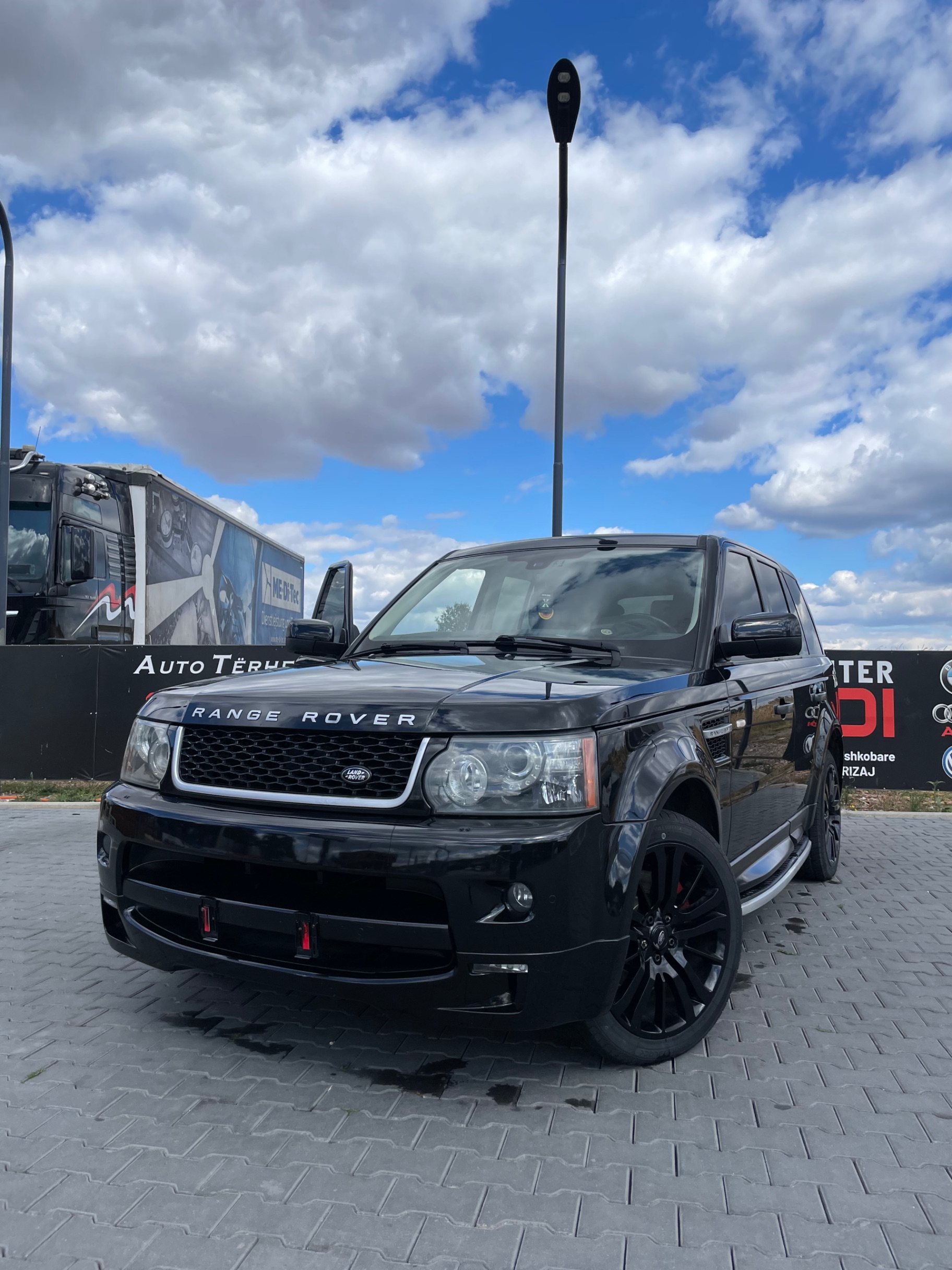 Land Rover Range Rover Sport 3.0 V6 – Foto 1