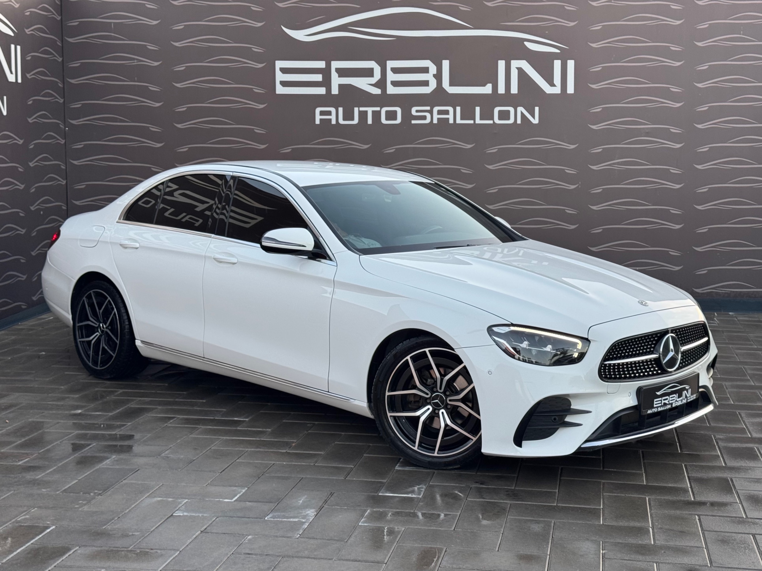 Mercedes-Benz E-Klasa E-220d AMG LINE – Foto 1