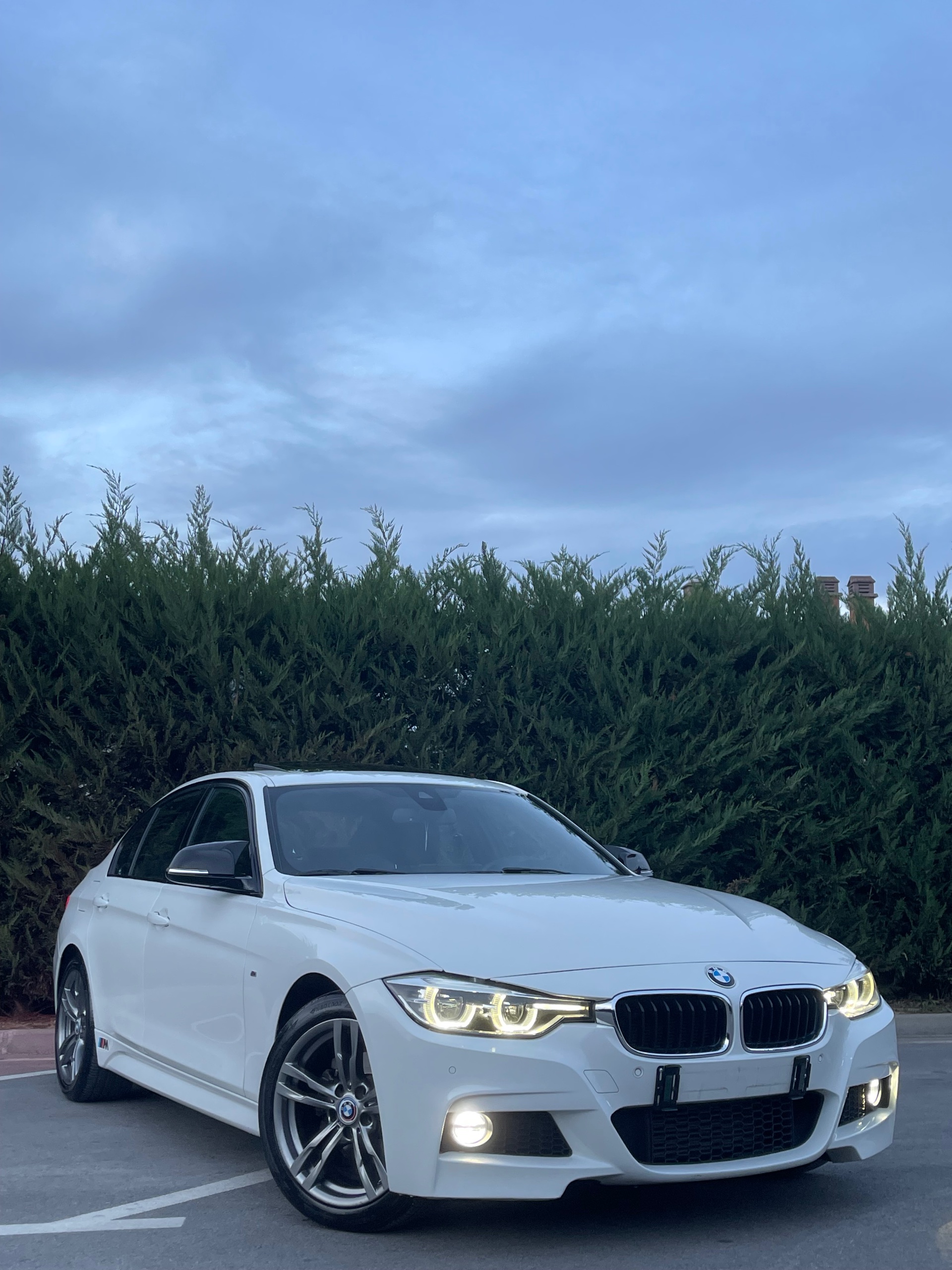 BMW Seria 3 320D M-PAKET LCI – Foto 1