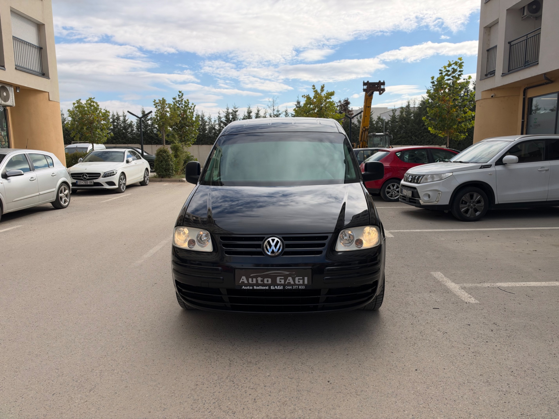 Volkswagen Caddy 1.9 TDI – Foto 1