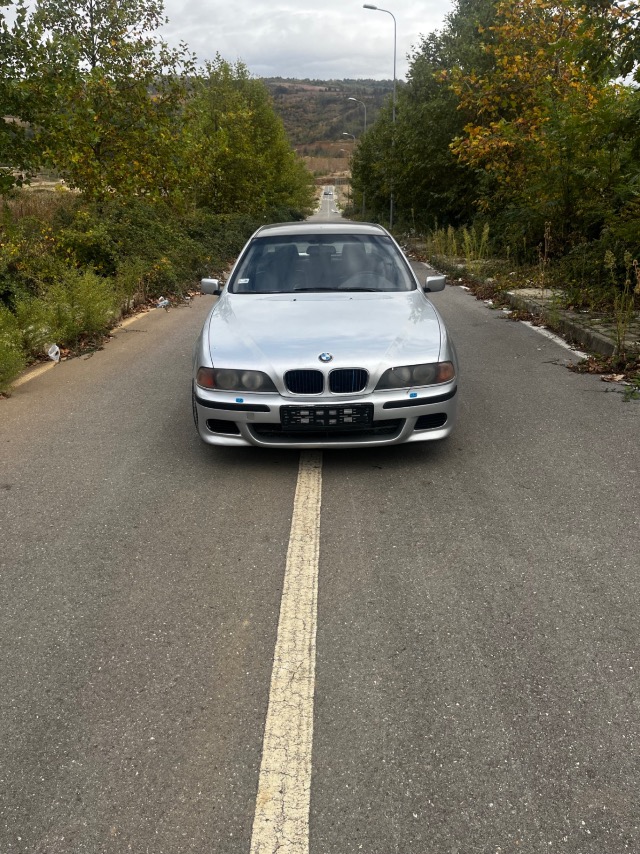BMW Seria 5 E39 520i