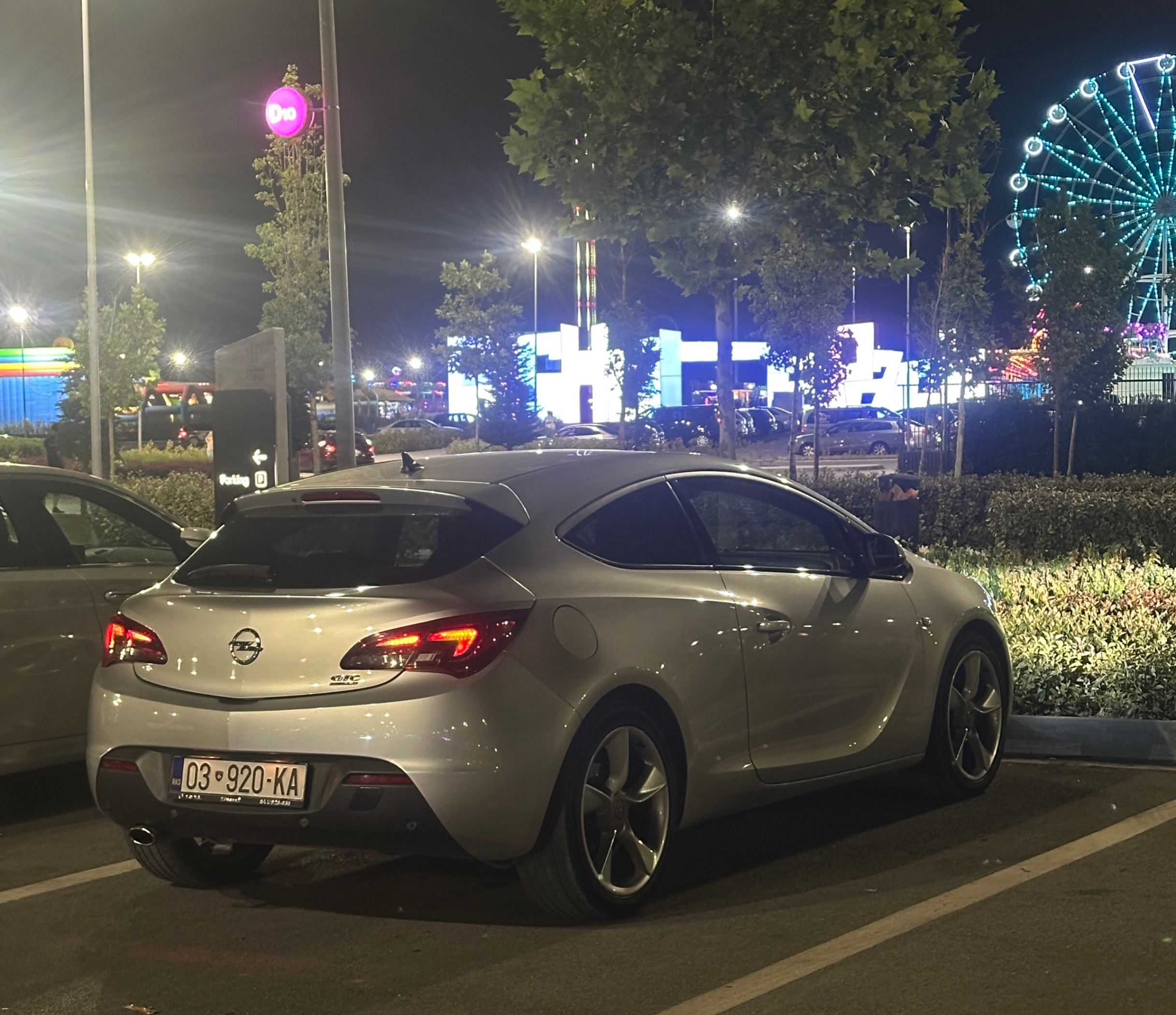 Opel Astra 1.6 turbo – Foto 1