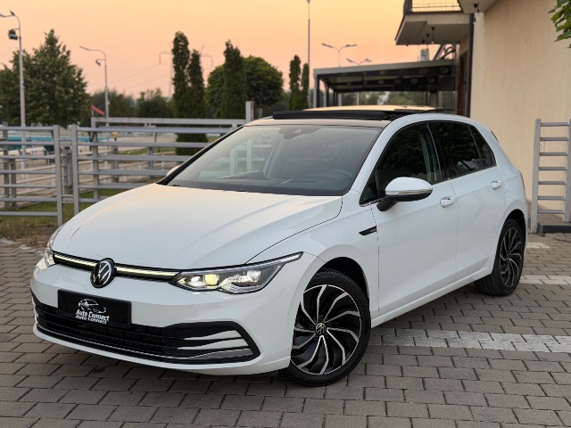 Volkswagen Golf 2.0TDI STYLE MODEL