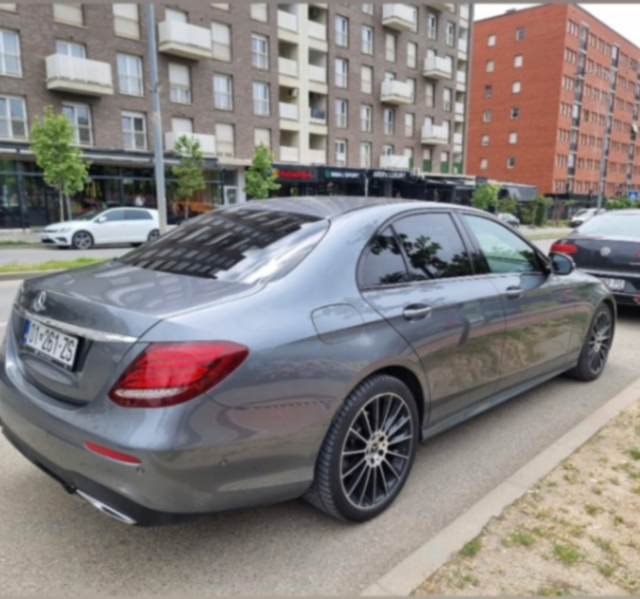 Mercedes-Benz E-Klasa Mercedes e200 4matic Full ekstra